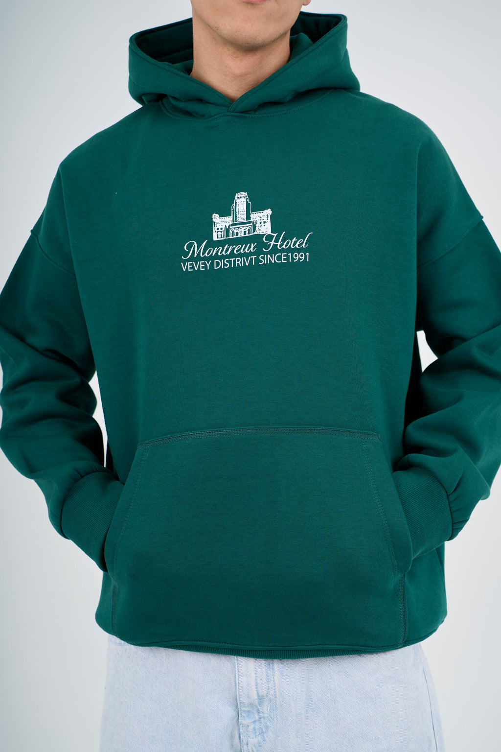 MONTREUX HOTEL IN GREEN