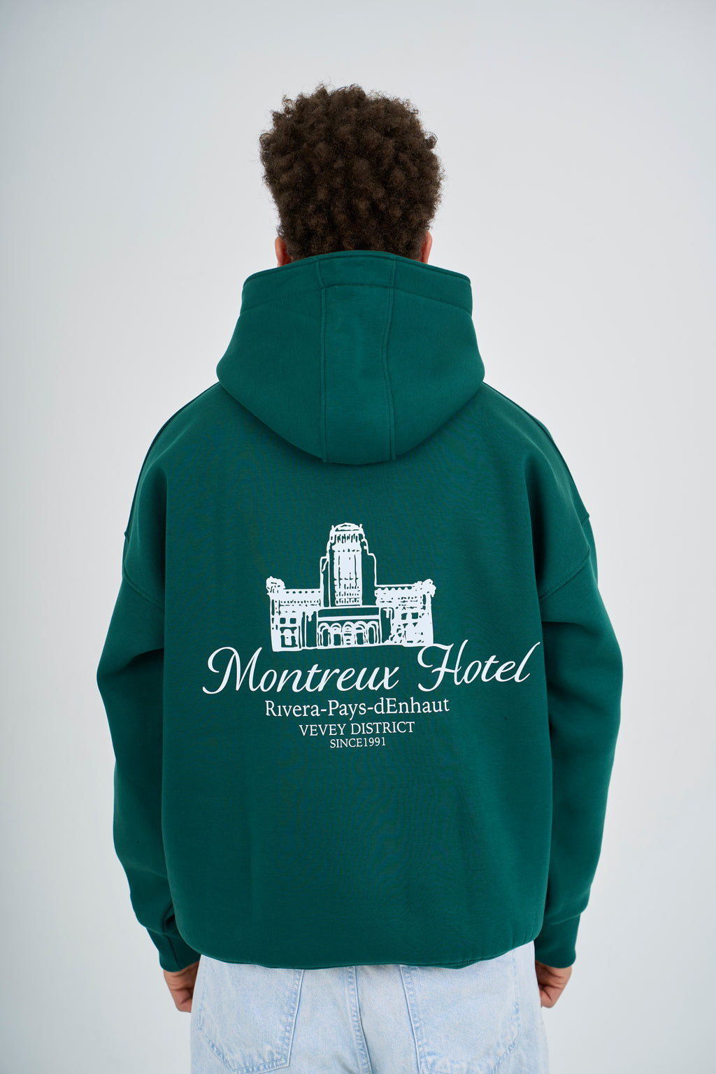 MONTREUX HOTEL IN GREEN