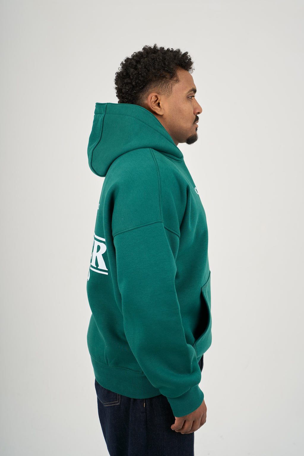 STRANGE THINGS IN GREEN