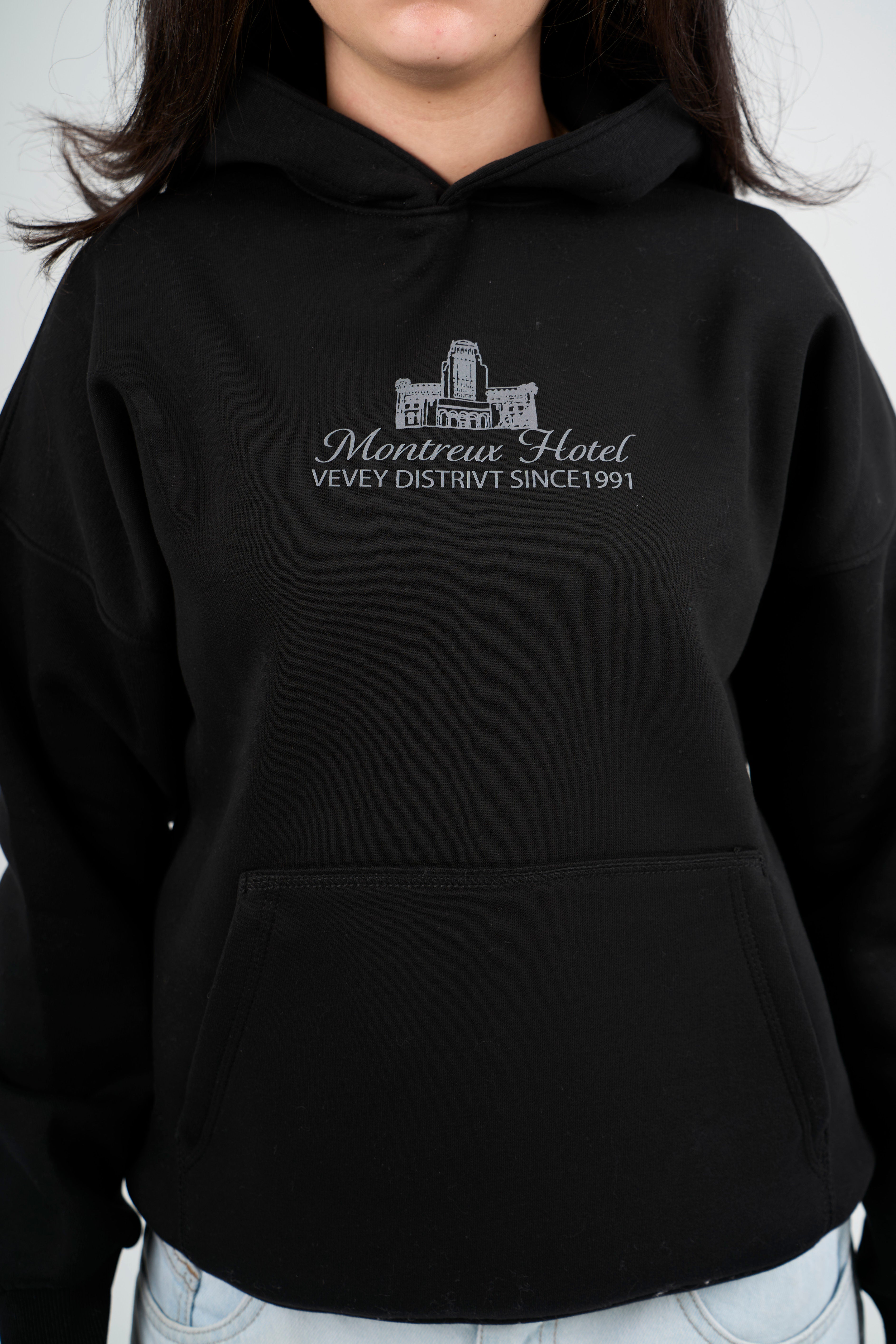 MONTREUX HOTEL IN BLACK