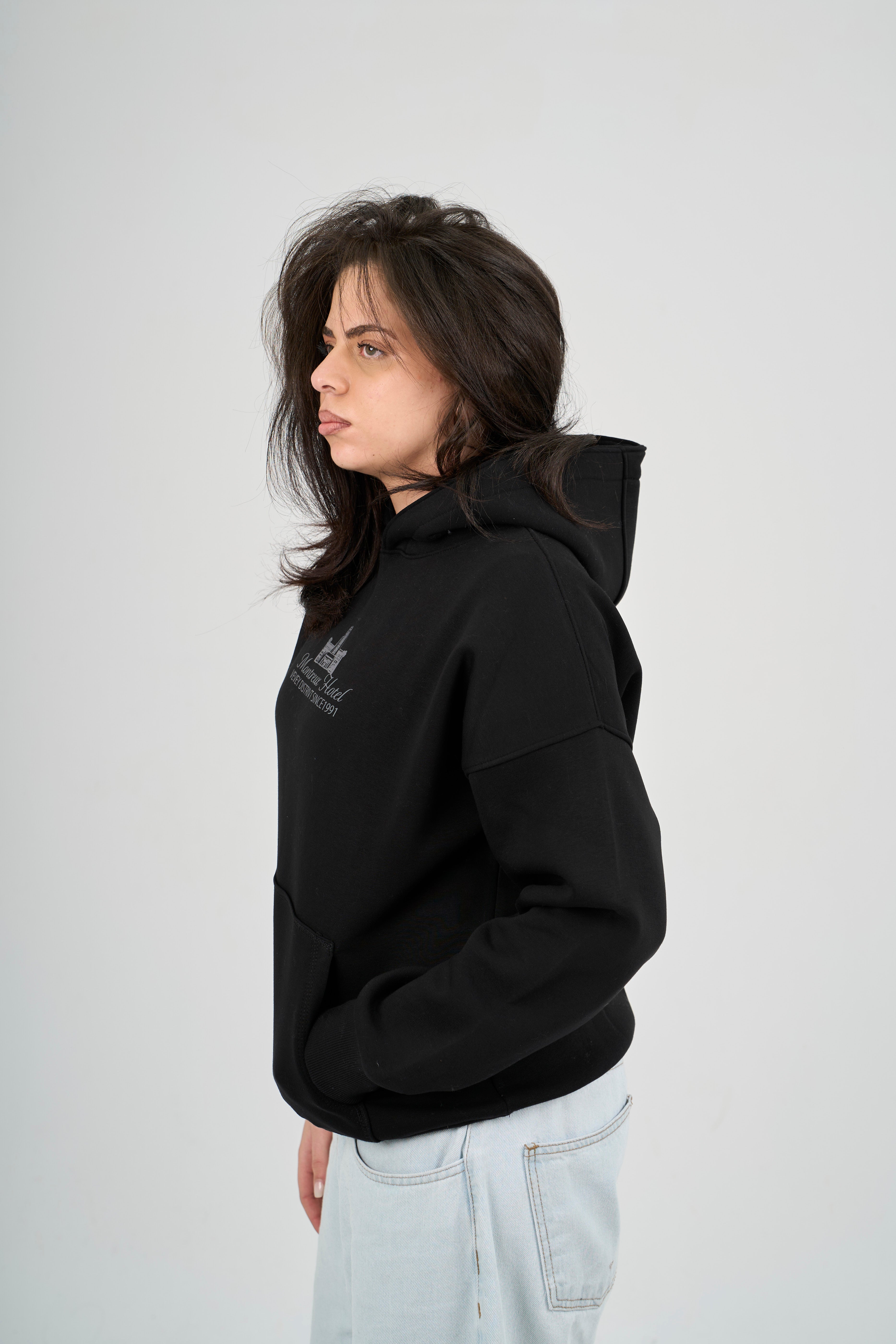 MONTREUX HOTEL IN BLACK