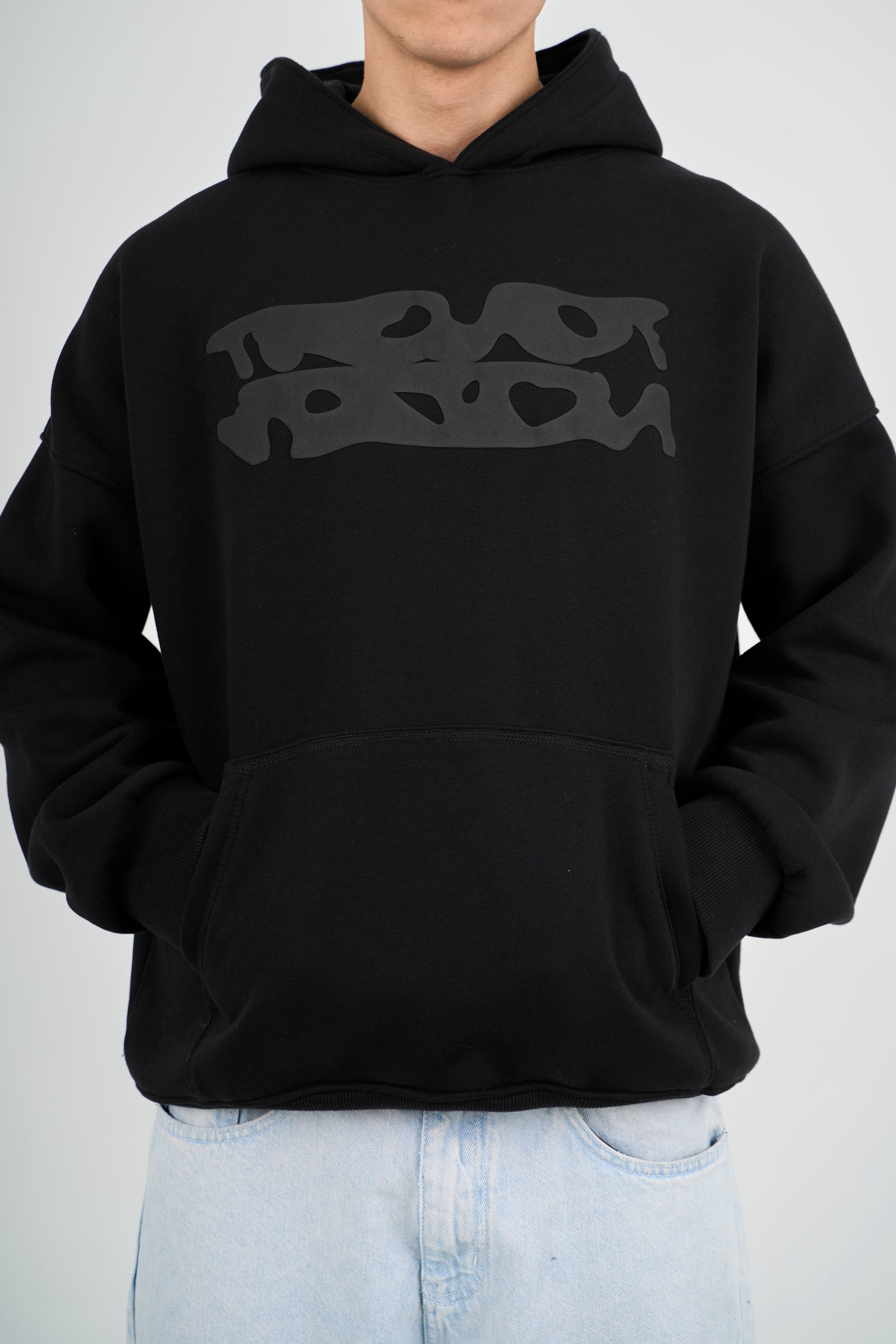 CREATIVE HOODIE IN BLACK