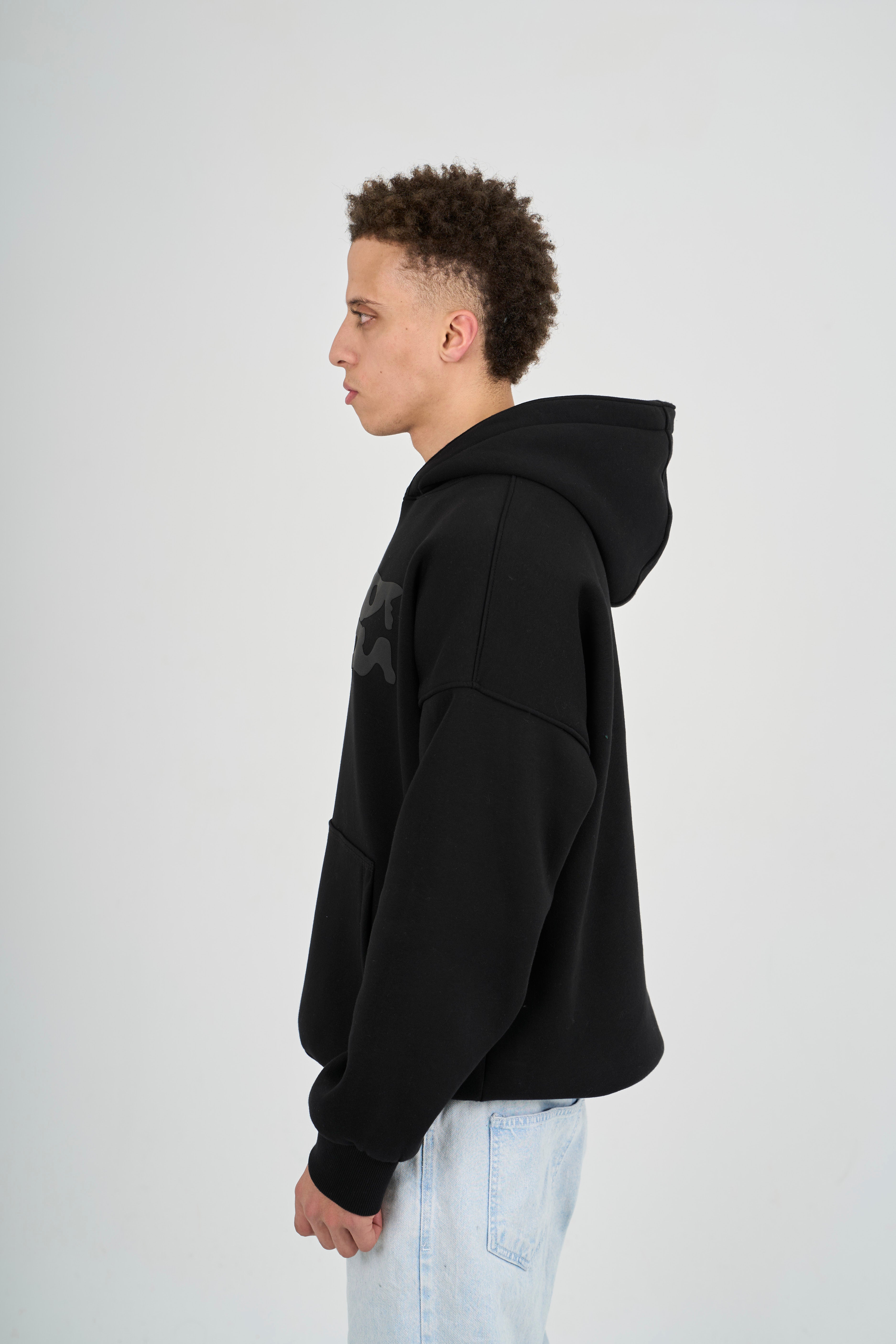 CREATIVE HOODIE IN BLACK